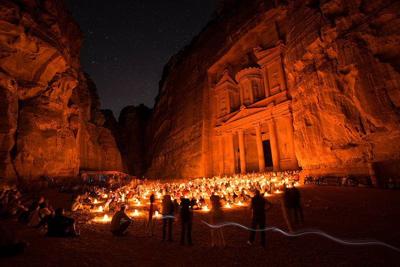 Petra_by_Night